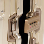 Mala Aurum Tamanho P - Dourada